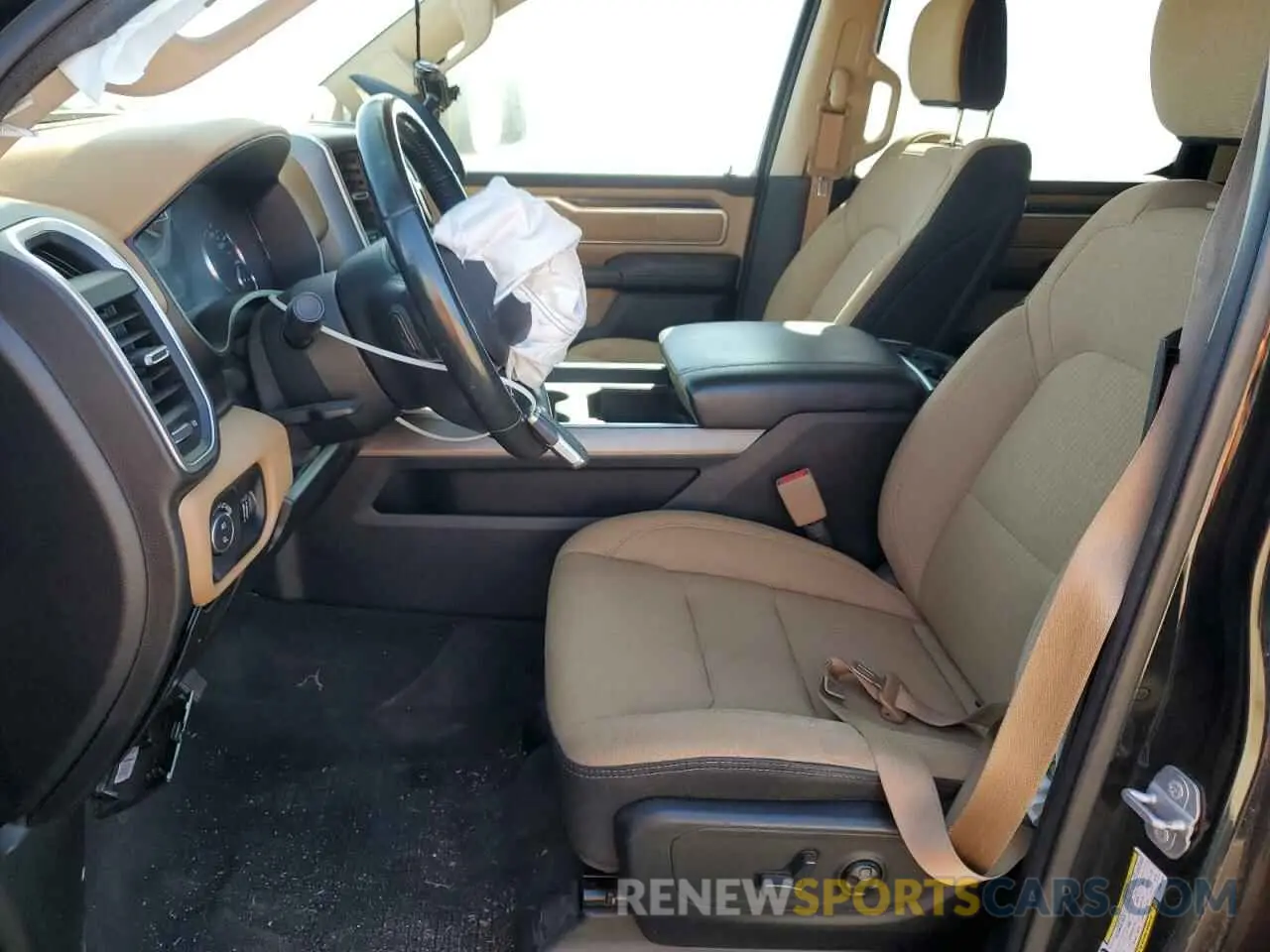7 Photograph of a damaged car 1C6RRFFG9KN881007 RAM 1500 2019