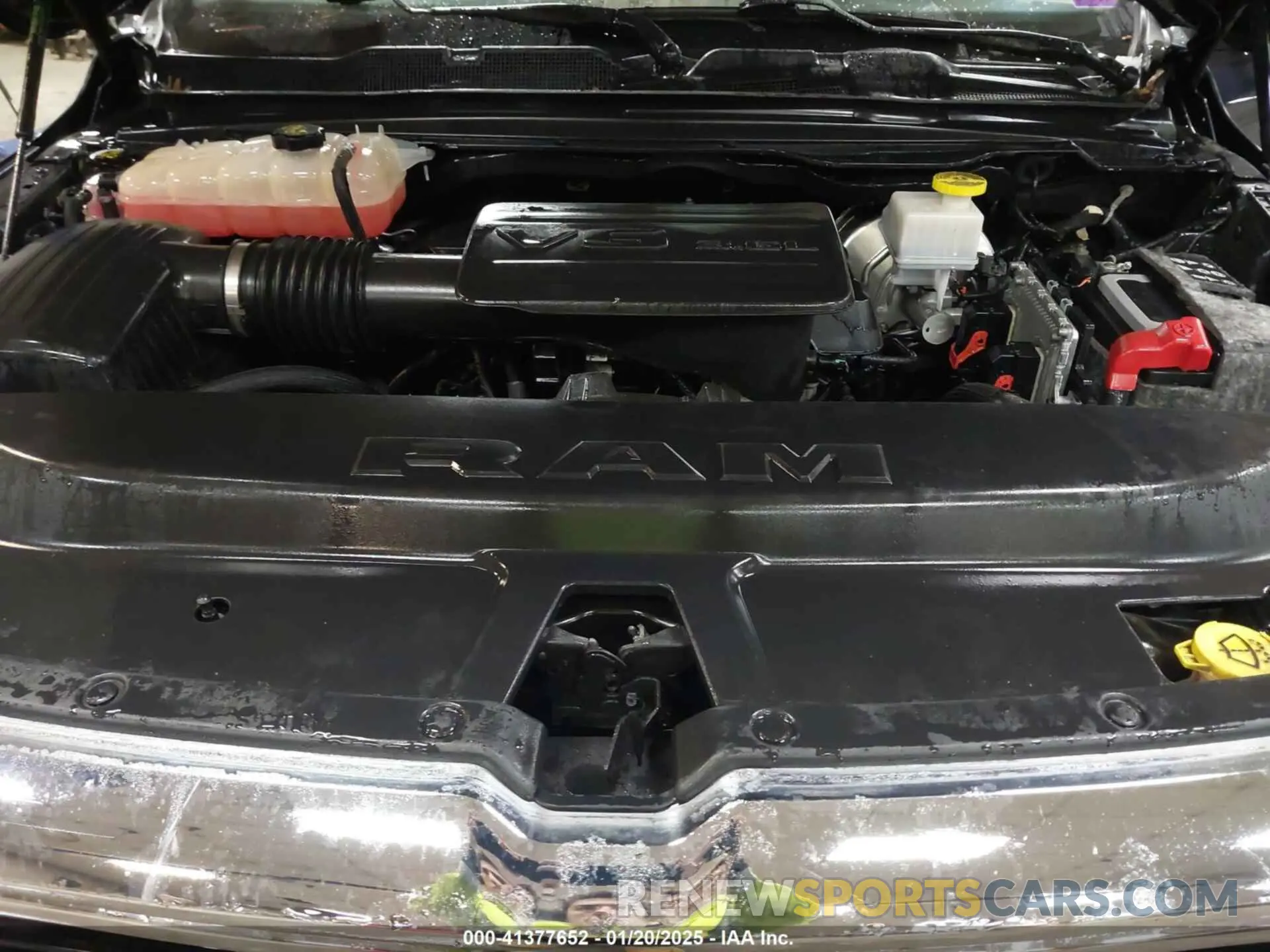 10 Photograph of a damaged car 1C6RRFFGXKN817476 RAM 1500 2019