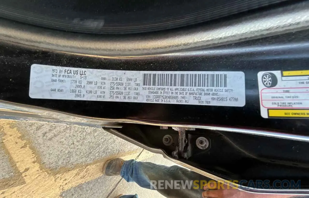10 Photograph of a damaged car 1C6RRFMG3KN858485 RAM 1500 2019