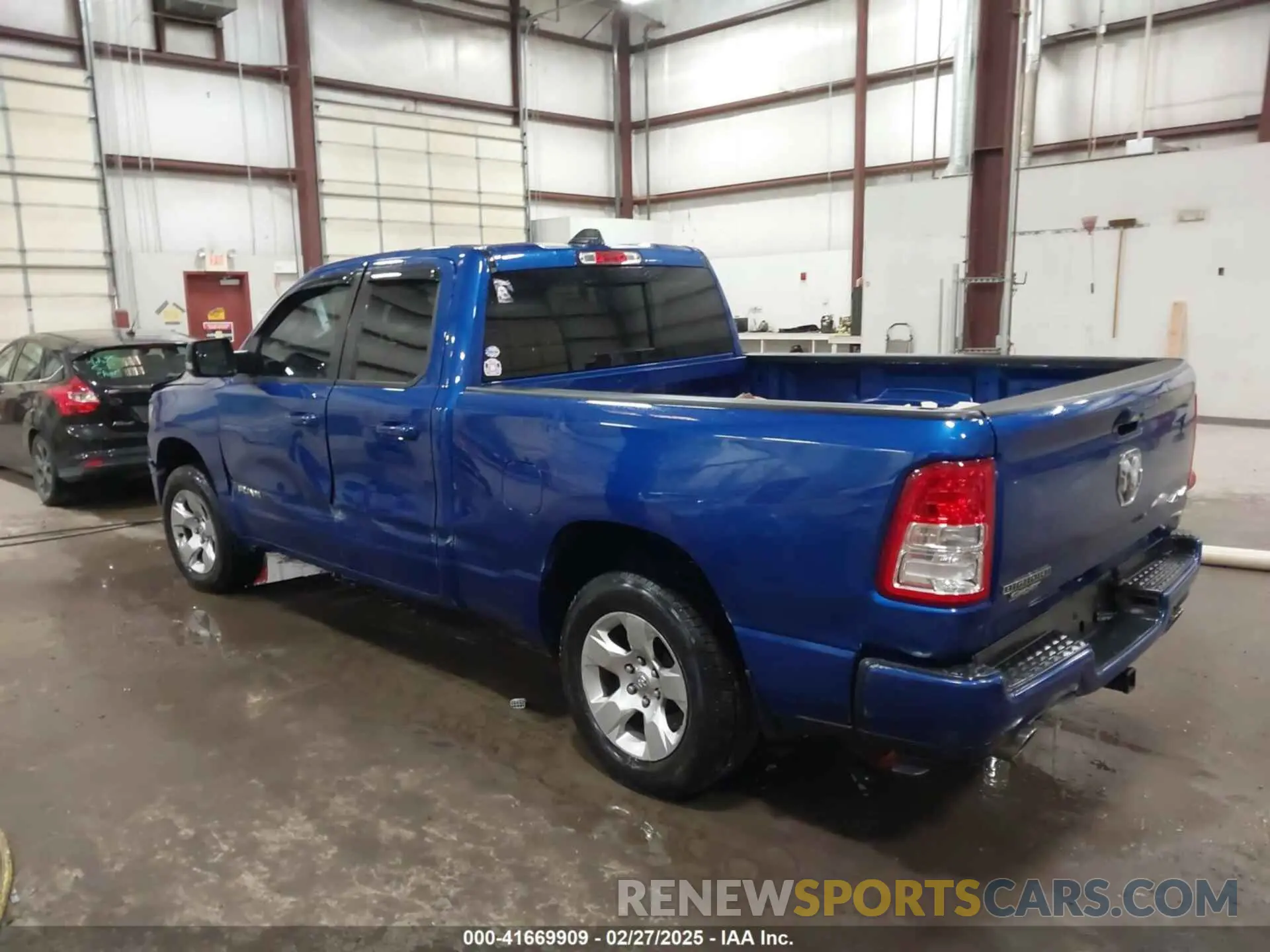 3 Photograph of a damaged car 1C6SRFBT0KN825865 RAM 1500 2019