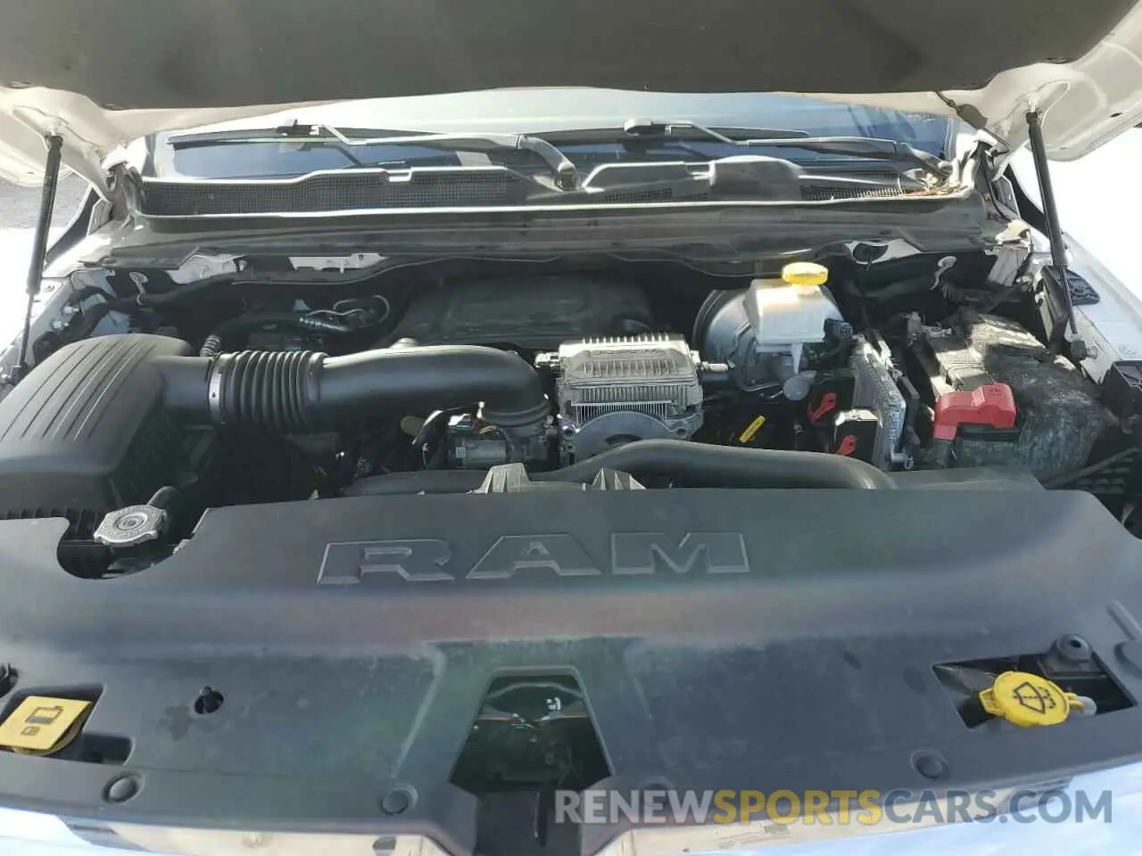 11 Photograph of a damaged car 1C6SRFBT8KN833194 RAM 1500 2019