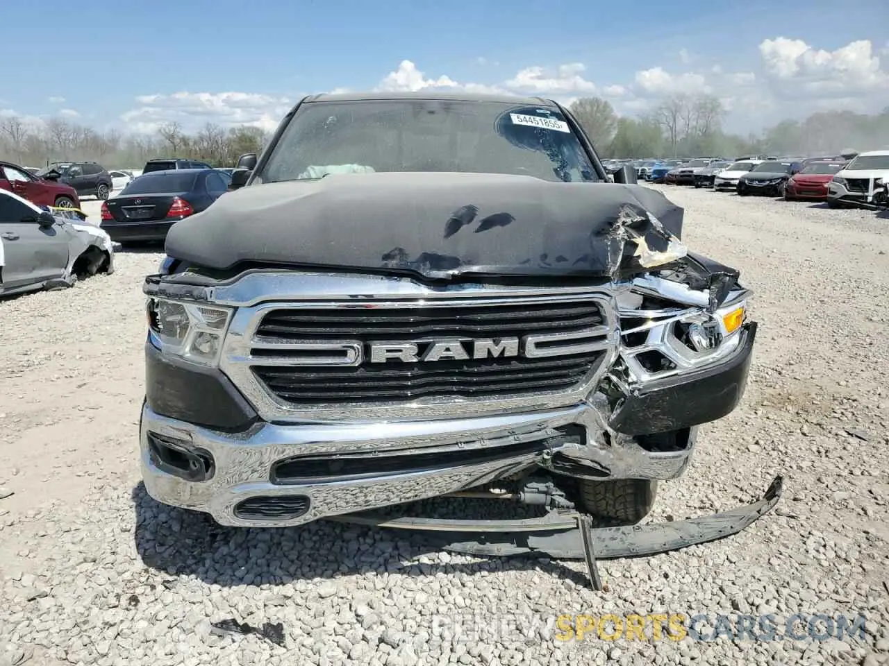 5 Photograph of a damaged car 1C6SRFBTXKN906274 RAM 1500 2019