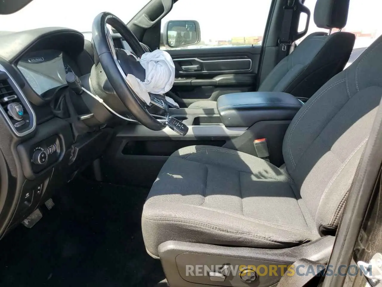 7 Photograph of a damaged car 1C6SRFBTXKN906274 RAM 1500 2019