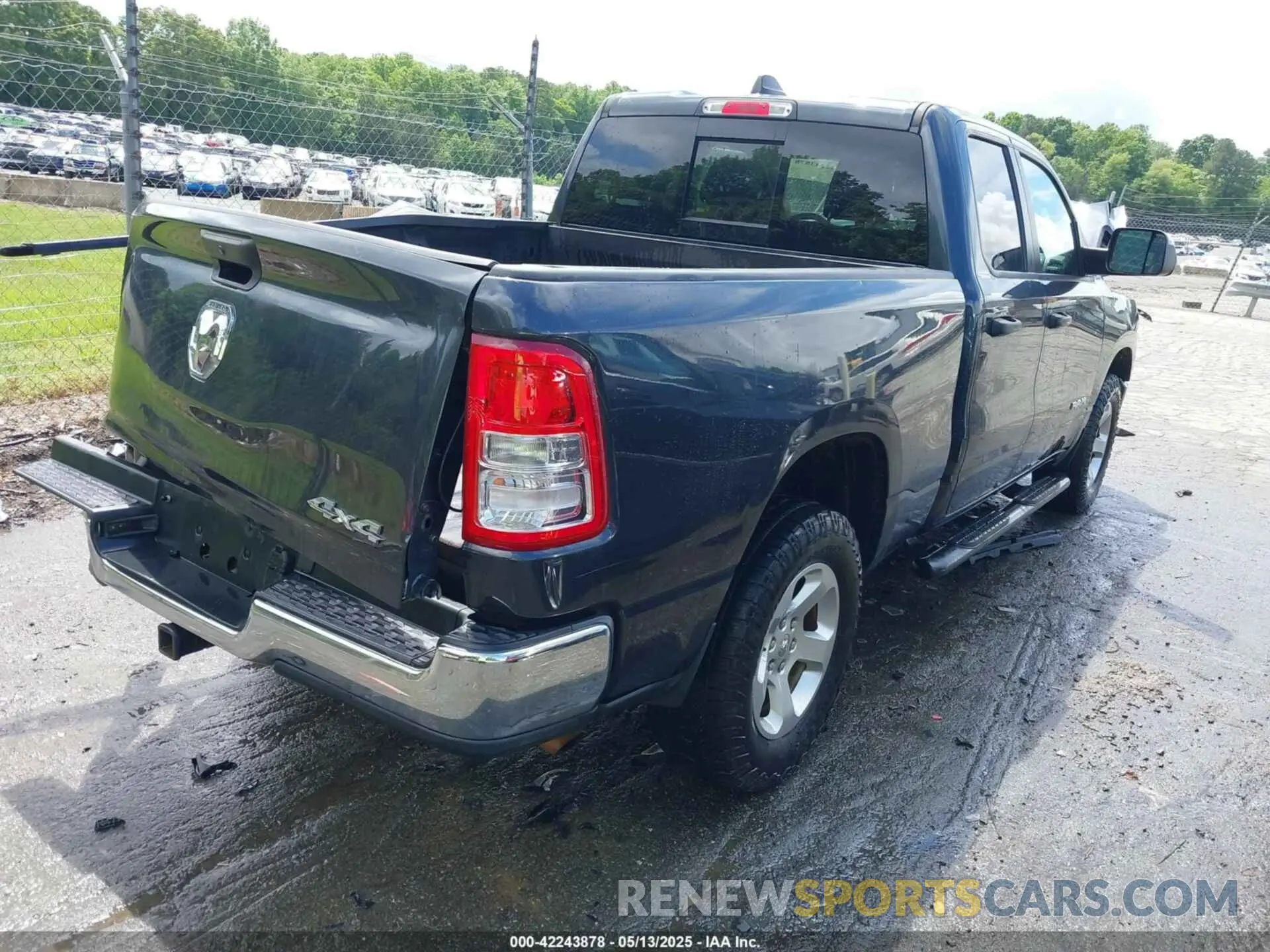 4 Photograph of a damaged car 1C6SRFCT5KN597618 RAM 1500 2019