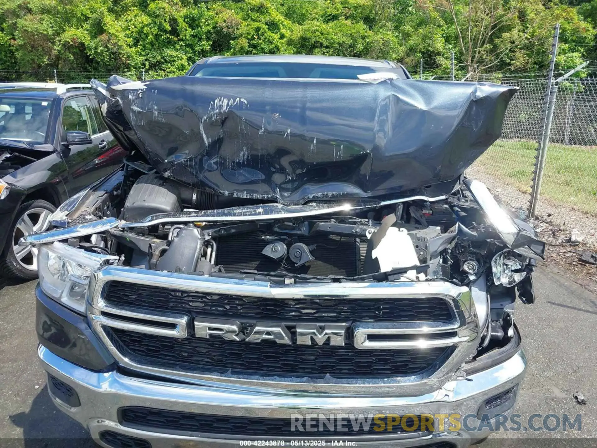 6 Photograph of a damaged car 1C6SRFCT5KN597618 RAM 1500 2019