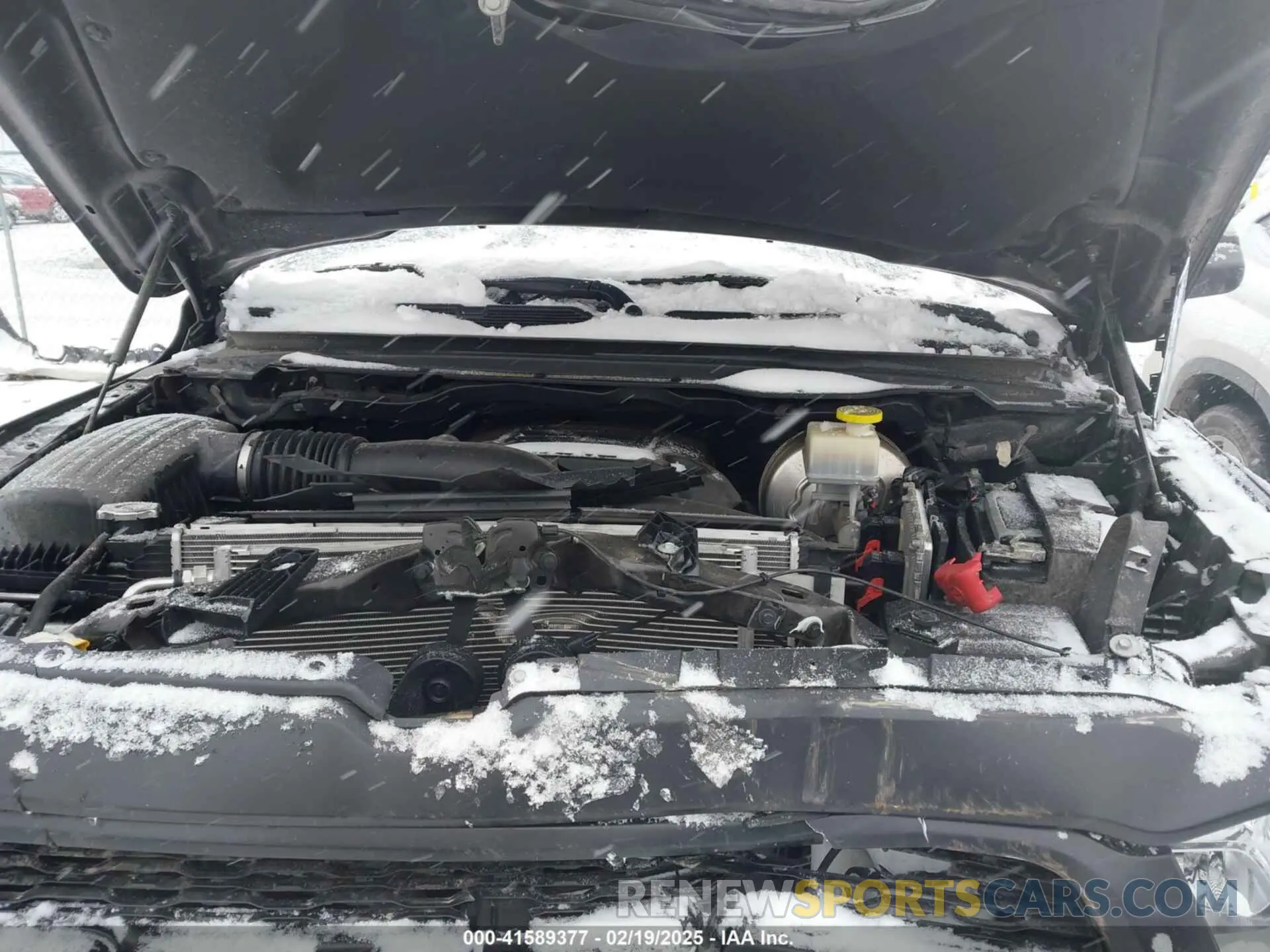 10 Photograph of a damaged car 1C6SRFCT8KN812411 RAM 1500 2019