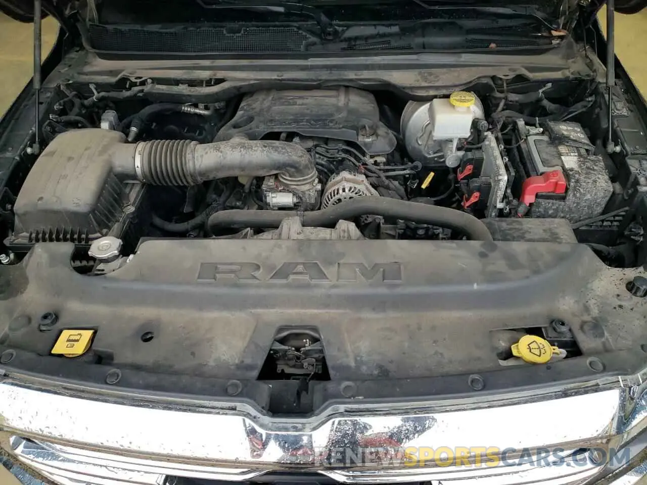 11 Photograph of a damaged car 1C6SRFDT5KN871267 RAM 1500 2019