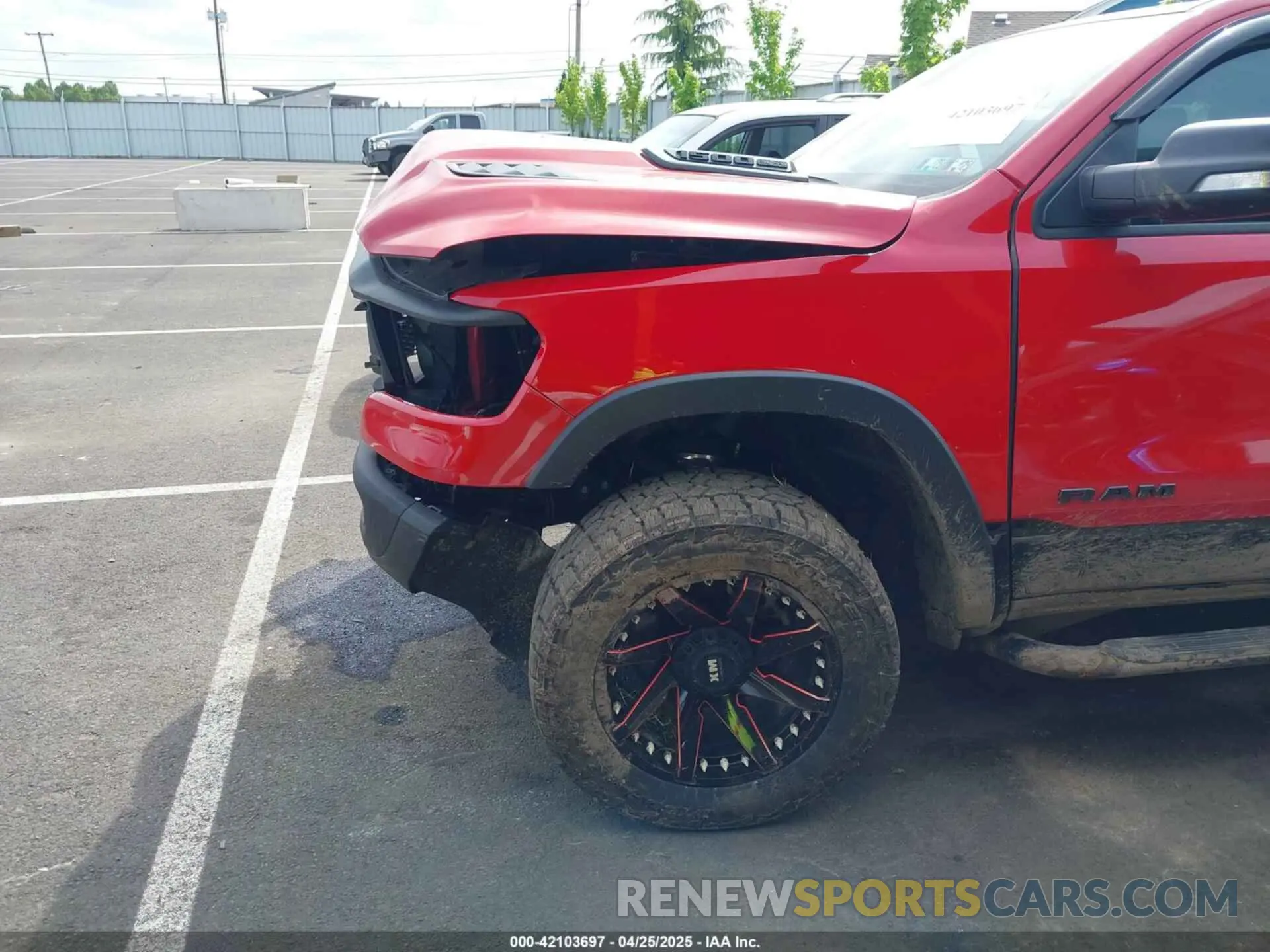 18 Photograph of a damaged car 1C6SRFET2KN599078 RAM 1500 2019