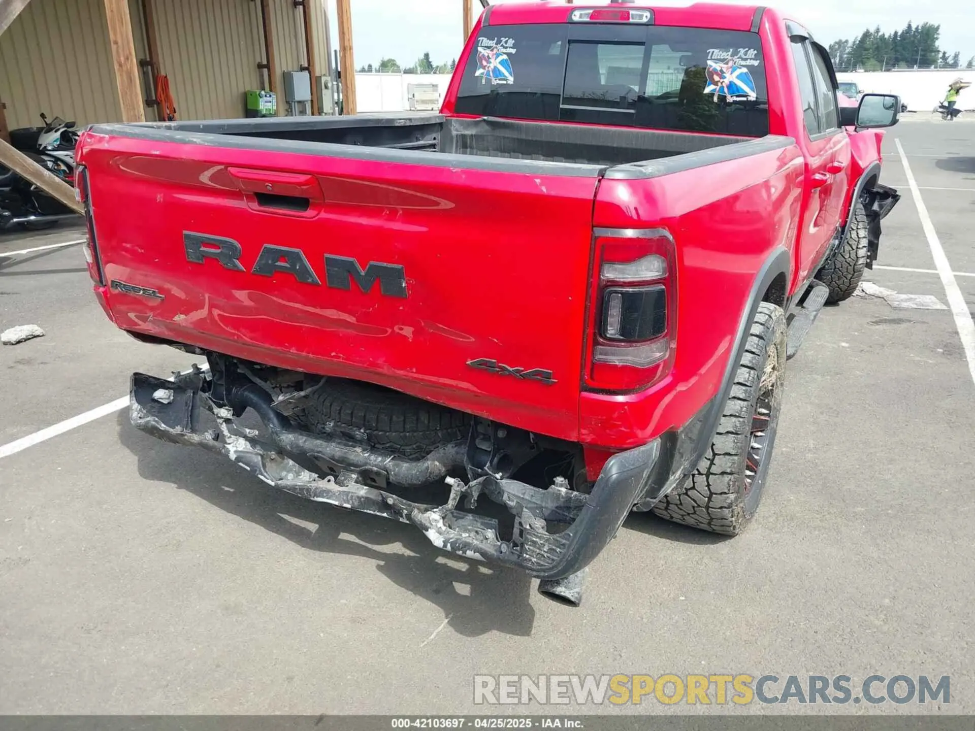 20 Photograph of a damaged car 1C6SRFET2KN599078 RAM 1500 2019