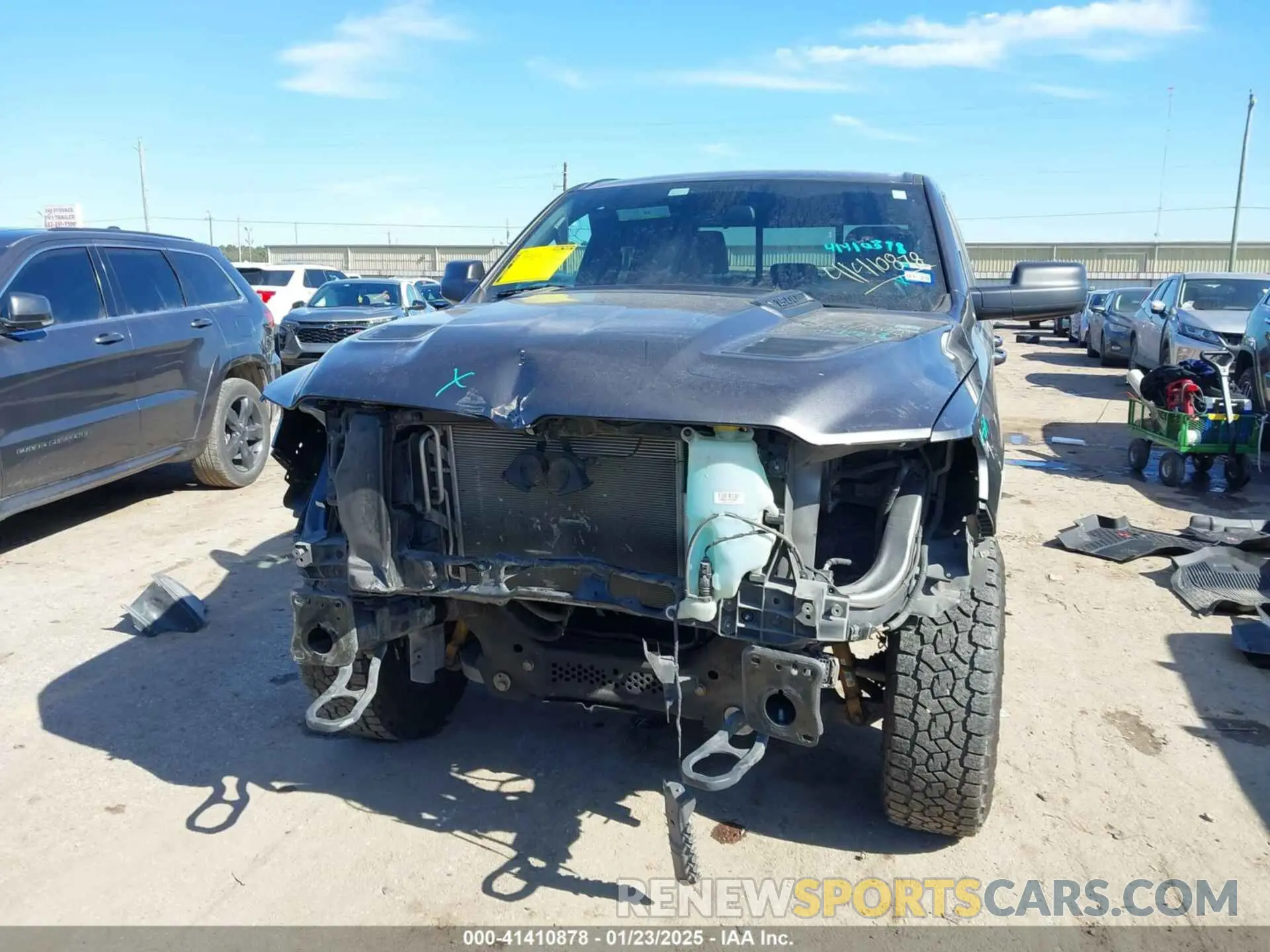 6 Фотография поврежденного автомобиля 1C6SRFET7KN861046 RAM 1500 2019
