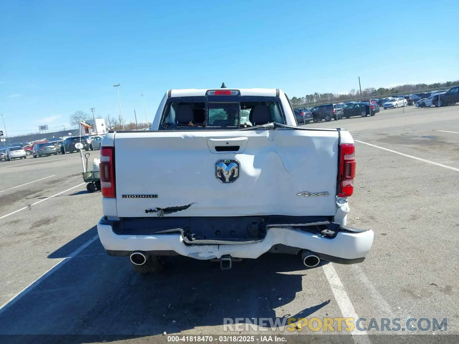 16 Photograph of a damaged car 1C6SRFFT1KN585106 RAM 1500 2019