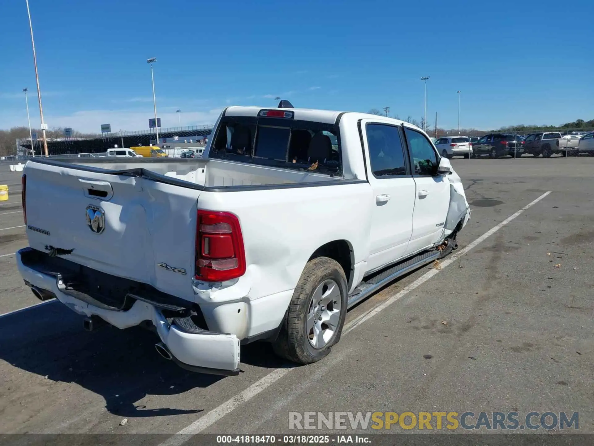 4 Photograph of a damaged car 1C6SRFFT1KN585106 RAM 1500 2019