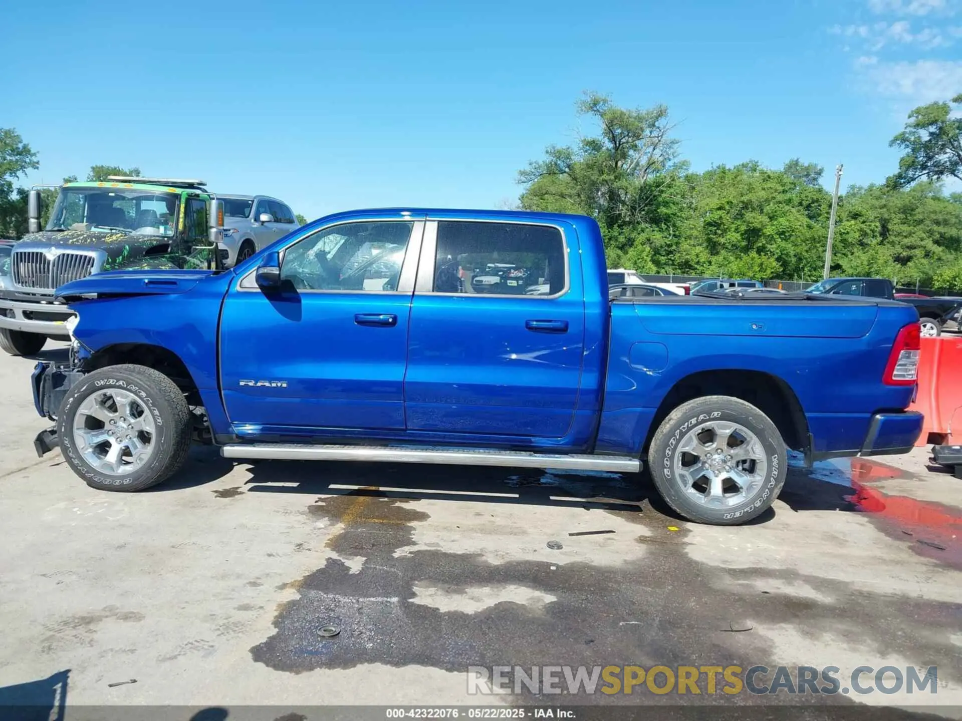 15 Photograph of a damaged car 1C6SRFFT1KN854026 RAM 1500 2019