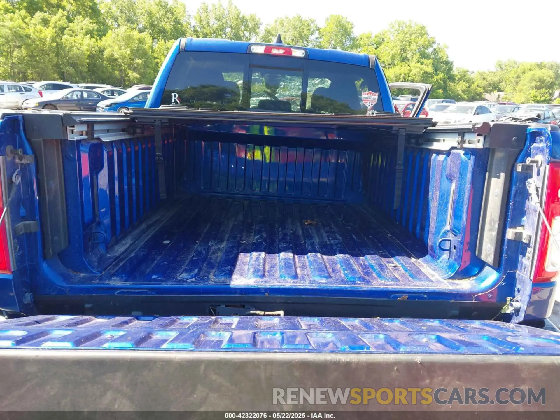 20 Photograph of a damaged car 1C6SRFFT1KN854026 RAM 1500 2019