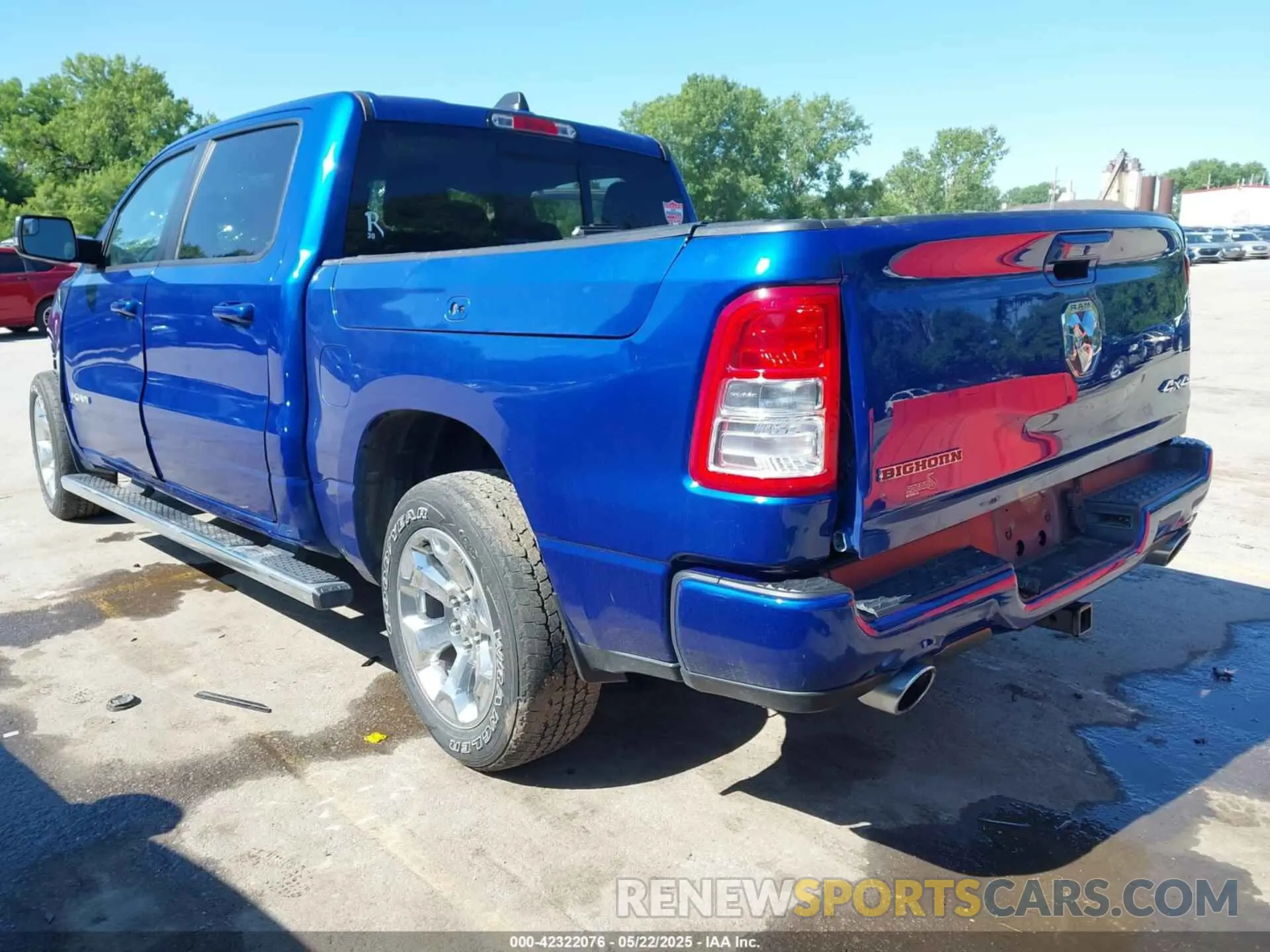 3 Photograph of a damaged car 1C6SRFFT1KN854026 RAM 1500 2019