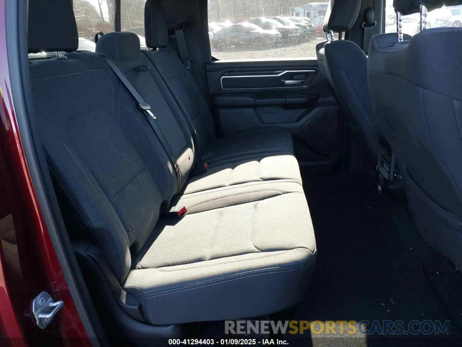 8 Фотография поврежденного автомобиля 1C6SRFFT2KN647936 RAM 1500 2019