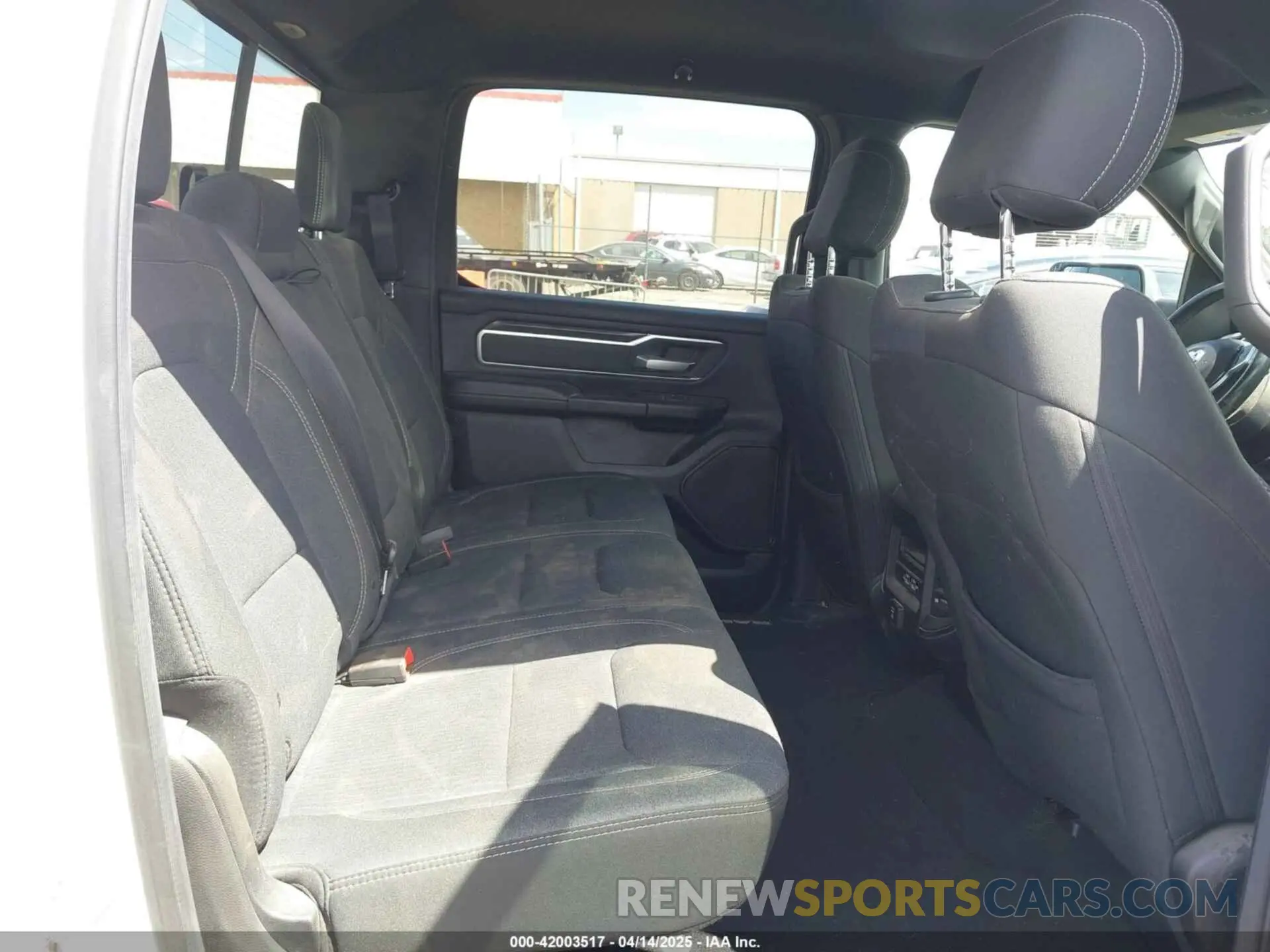 8 Фотография поврежденного автомобиля 1C6SRFFT2KN712008 RAM 1500 2019