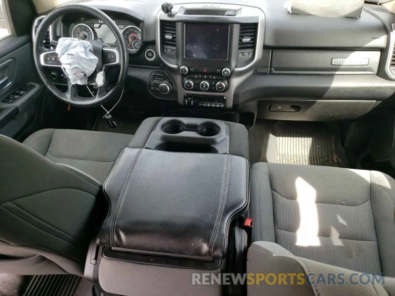 8 Photograph of a damaged car 1C6SRFFT3KN540734 RAM 1500 2019