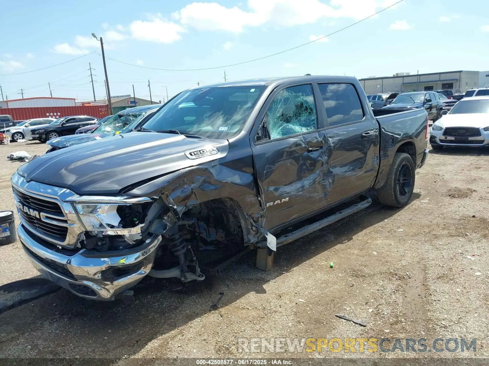 2 Фотография поврежденного автомобиля 1C6SRFFT3KN667970 RAM 1500 2019