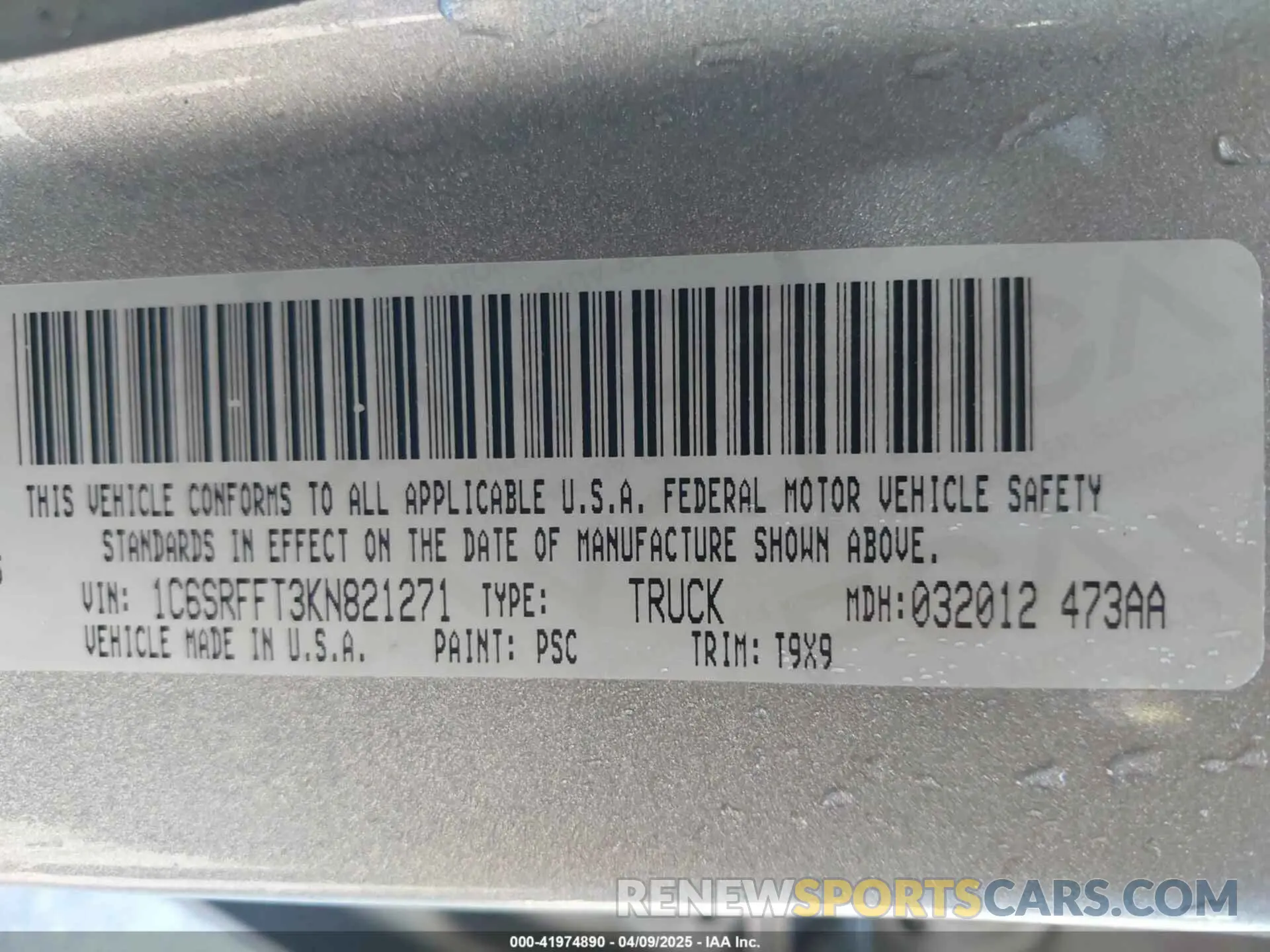 9 Фотография поврежденного автомобиля 1C6SRFFT3KN821271 RAM 1500 2019
