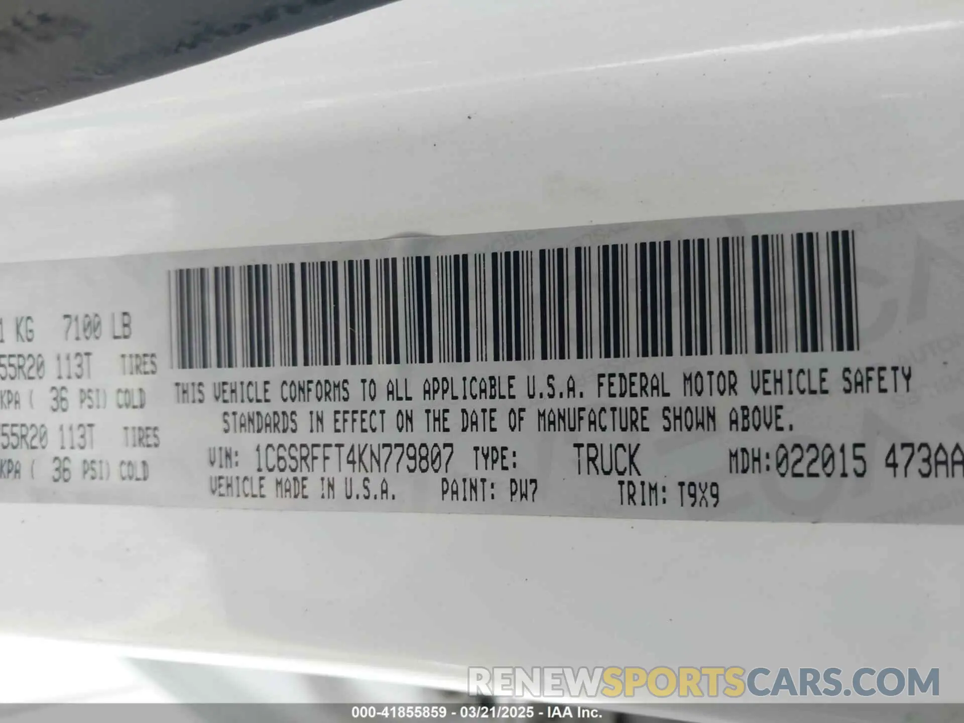 9 Photograph of a damaged car 1C6SRFFT4KN779807 RAM 1500 2019