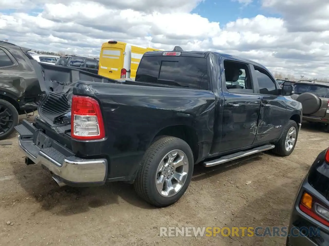 3 Photograph of a damaged car 1C6SRFFT4KN895167 RAM 1500 2019