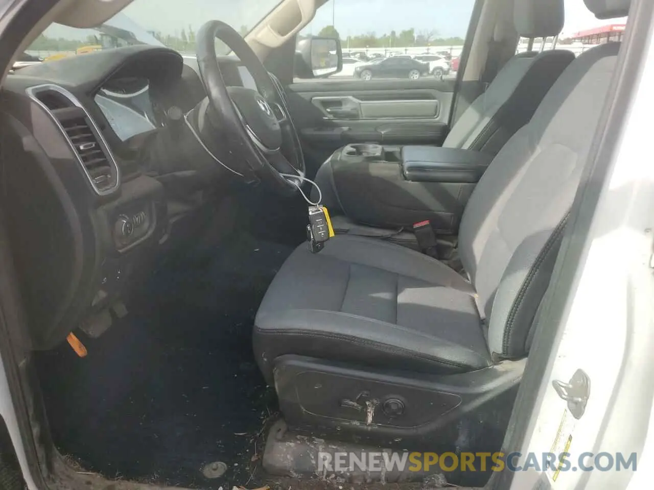 7 Photograph of a damaged car 1C6SRFFT5KN716201 RAM 1500 2019