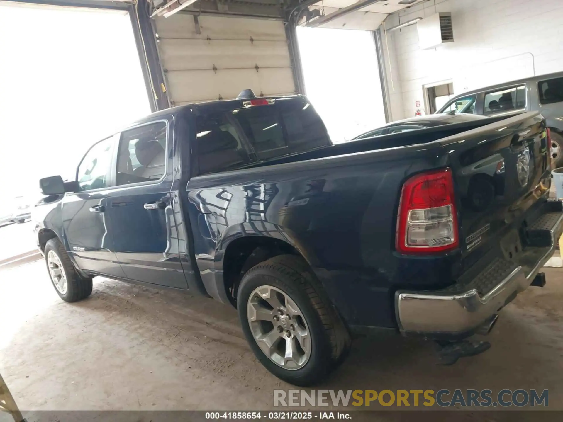 14 Photograph of a damaged car 1C6SRFFT5KN762580 RAM 1500 2019