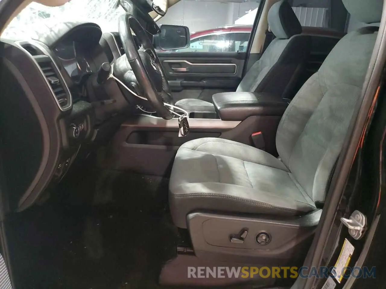 7 Photograph of a damaged car 1C6SRFFT6KN802438 RAM 1500 2019