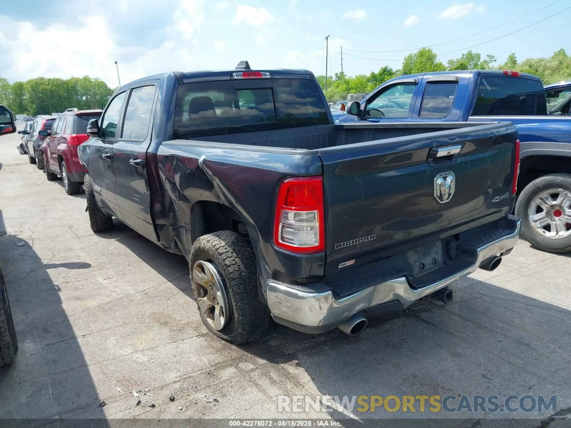 3 Photograph of a damaged car 1C6SRFFT7KN720010 RAM 1500 2019
