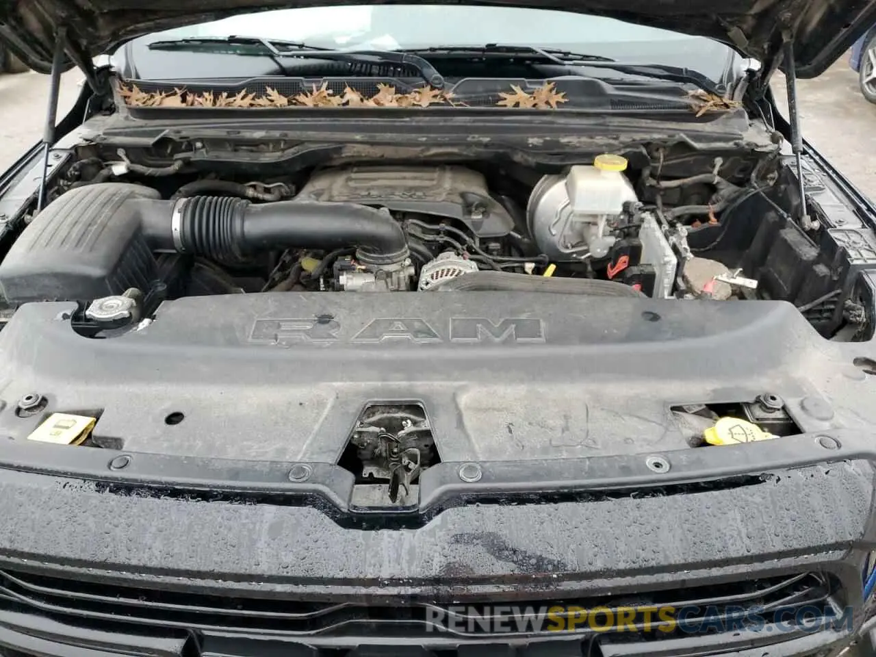 11 Фотография поврежденного автомобиля 1C6SRFFT8KN540180 RAM 1500 2019