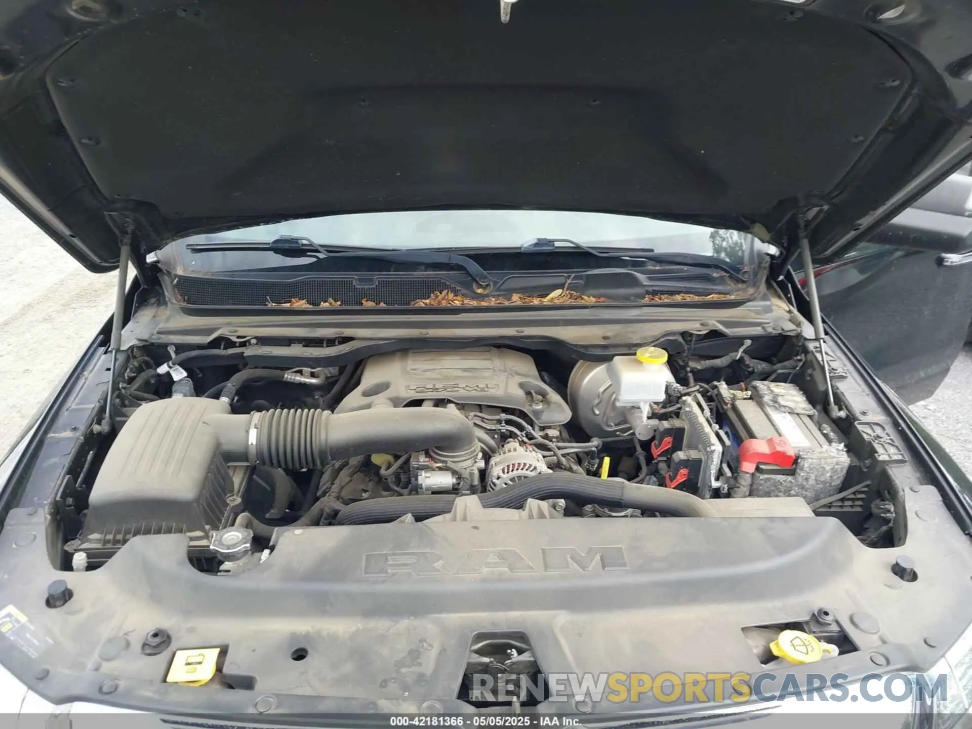 10 Фотография поврежденного автомобиля 1C6SRFFT8KN575141 RAM 1500 2019