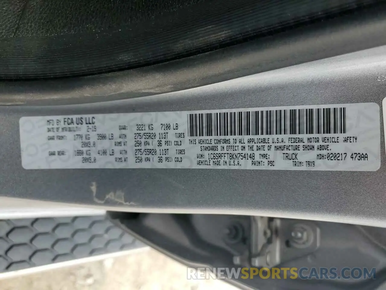 12 Photograph of a damaged car 1C6SRFFT8KN754148 RAM 1500 2019