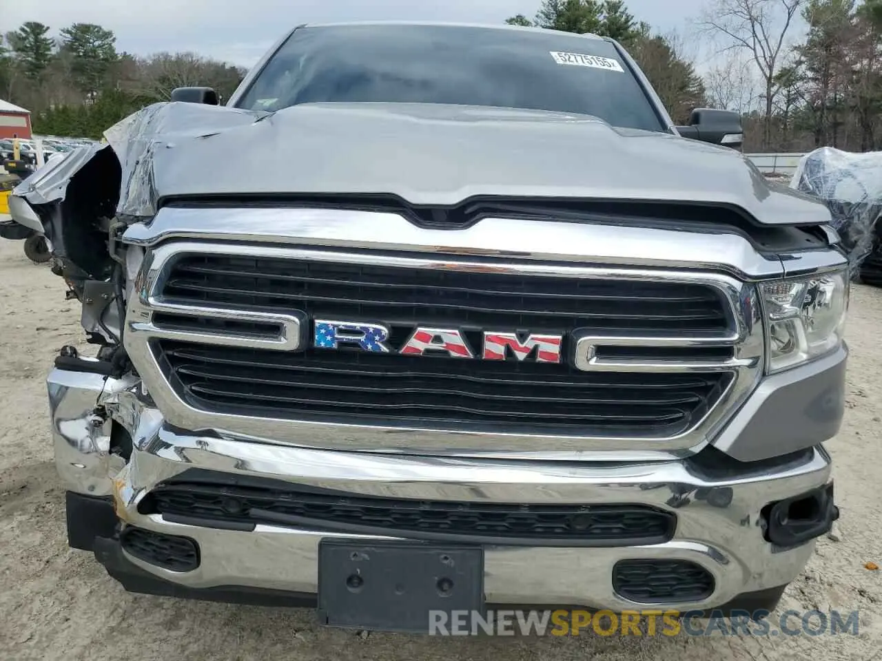 5 Photograph of a damaged car 1C6SRFFT8KN754148 RAM 1500 2019