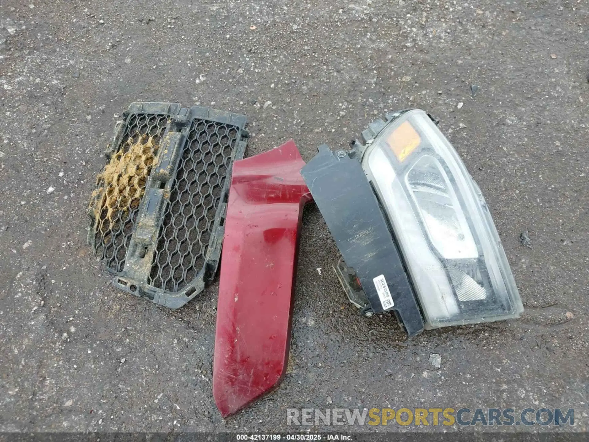 11 Photograph of a damaged car 1C6SRFFT9KN574273 RAM 1500 2019
