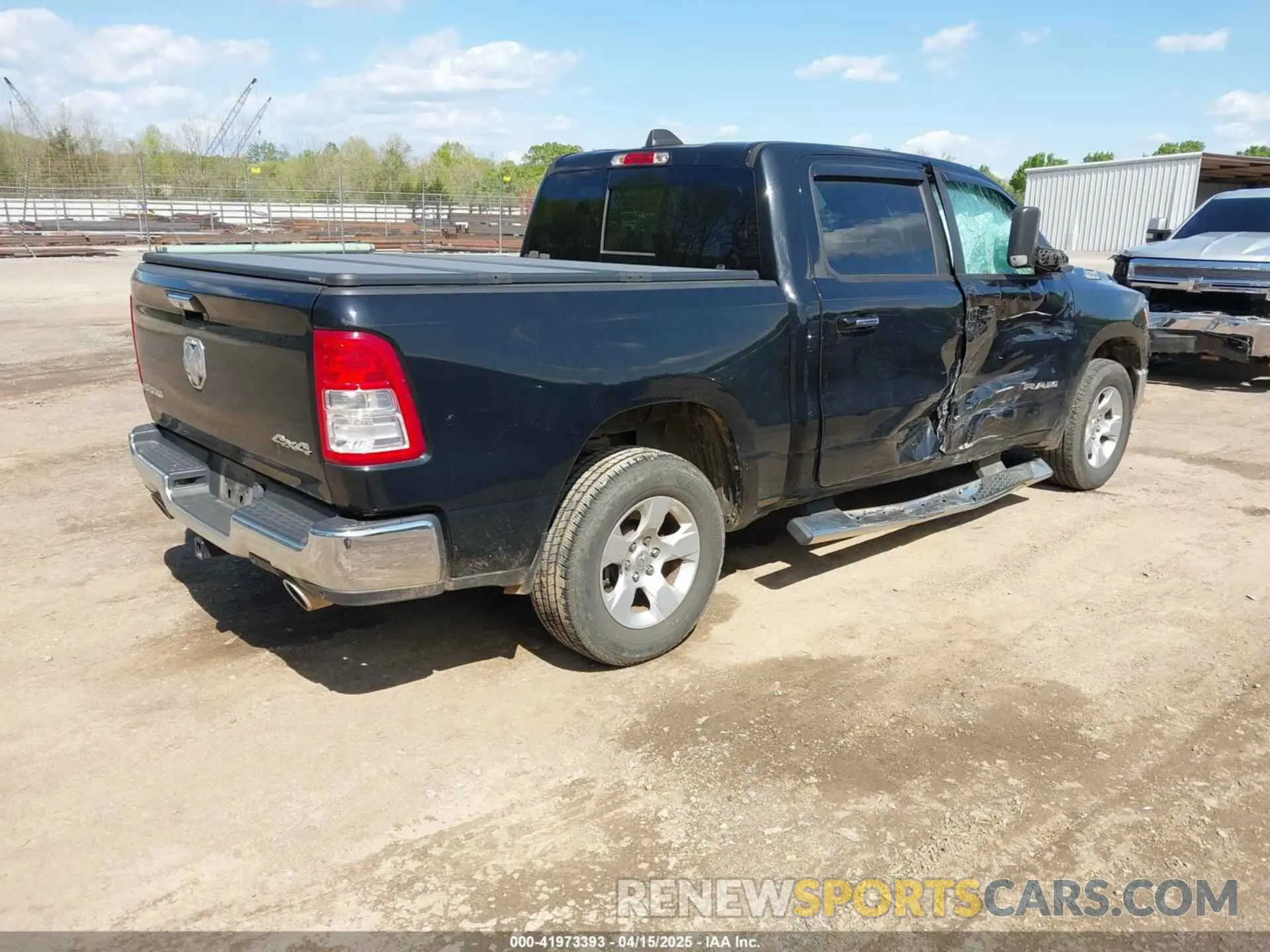 4 Фотография поврежденного автомобиля 1C6SRFFT9KN765787 RAM 1500 2019
