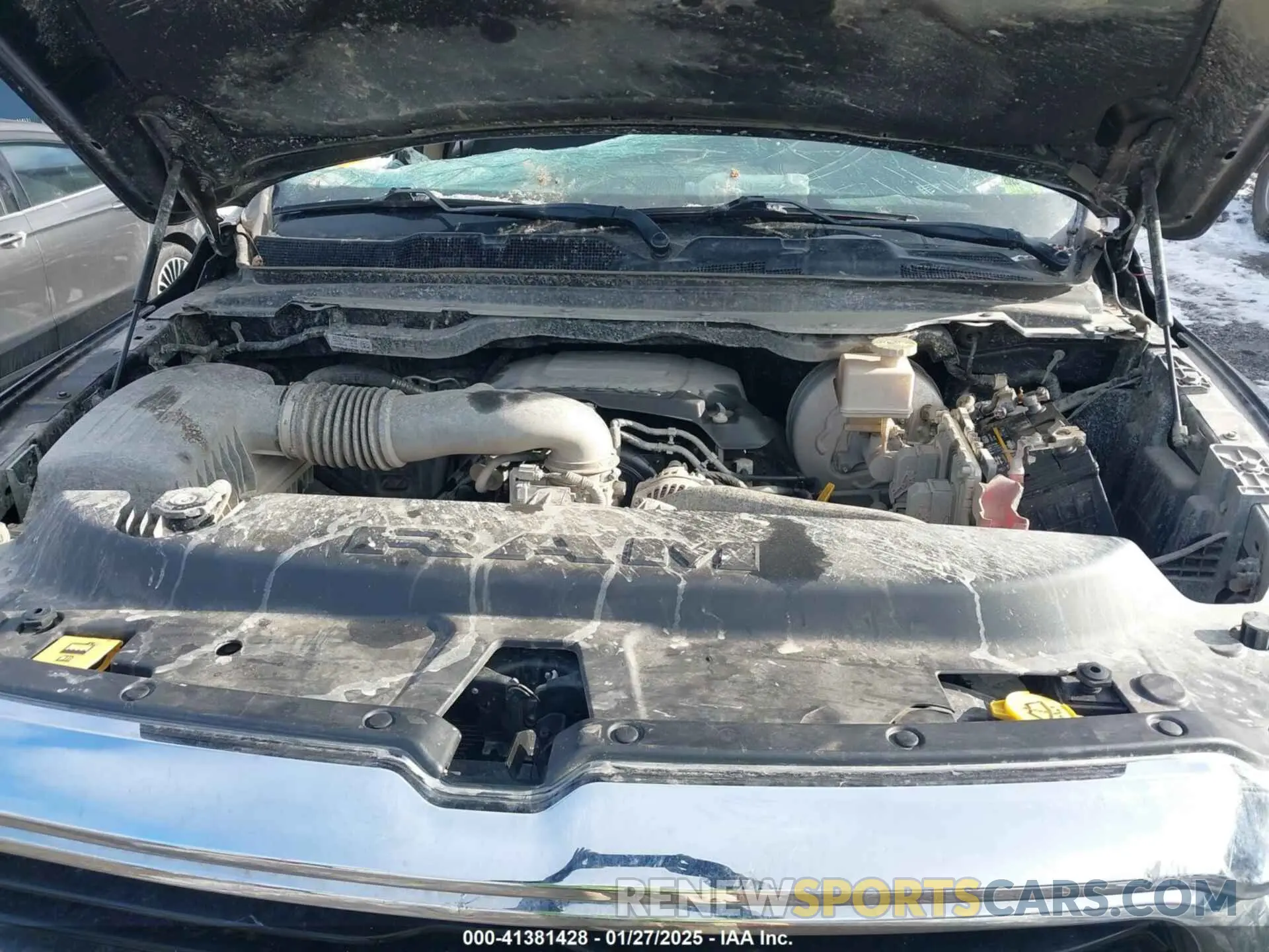 10 Photograph of a damaged car 1C6SRFFT9KN783755 RAM 1500 2019