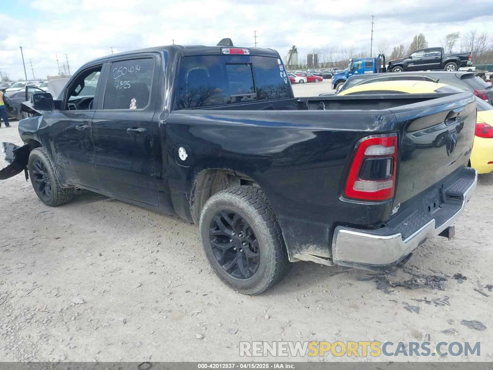 3 Photograph of a damaged car 1C6SRFFTXKN524482 RAM 1500 2019