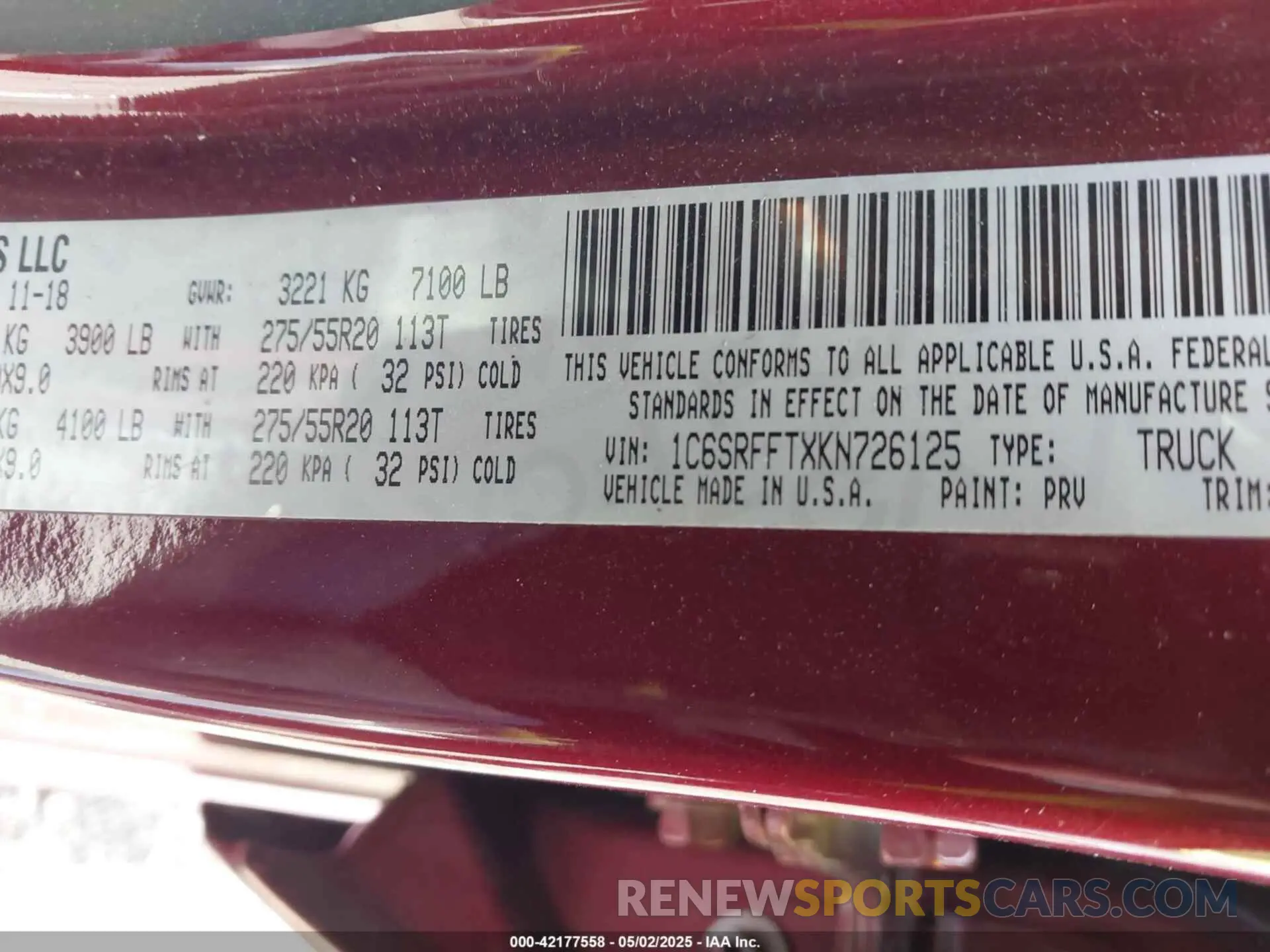9 Photograph of a damaged car 1C6SRFFTXKN726125 RAM 1500 2019