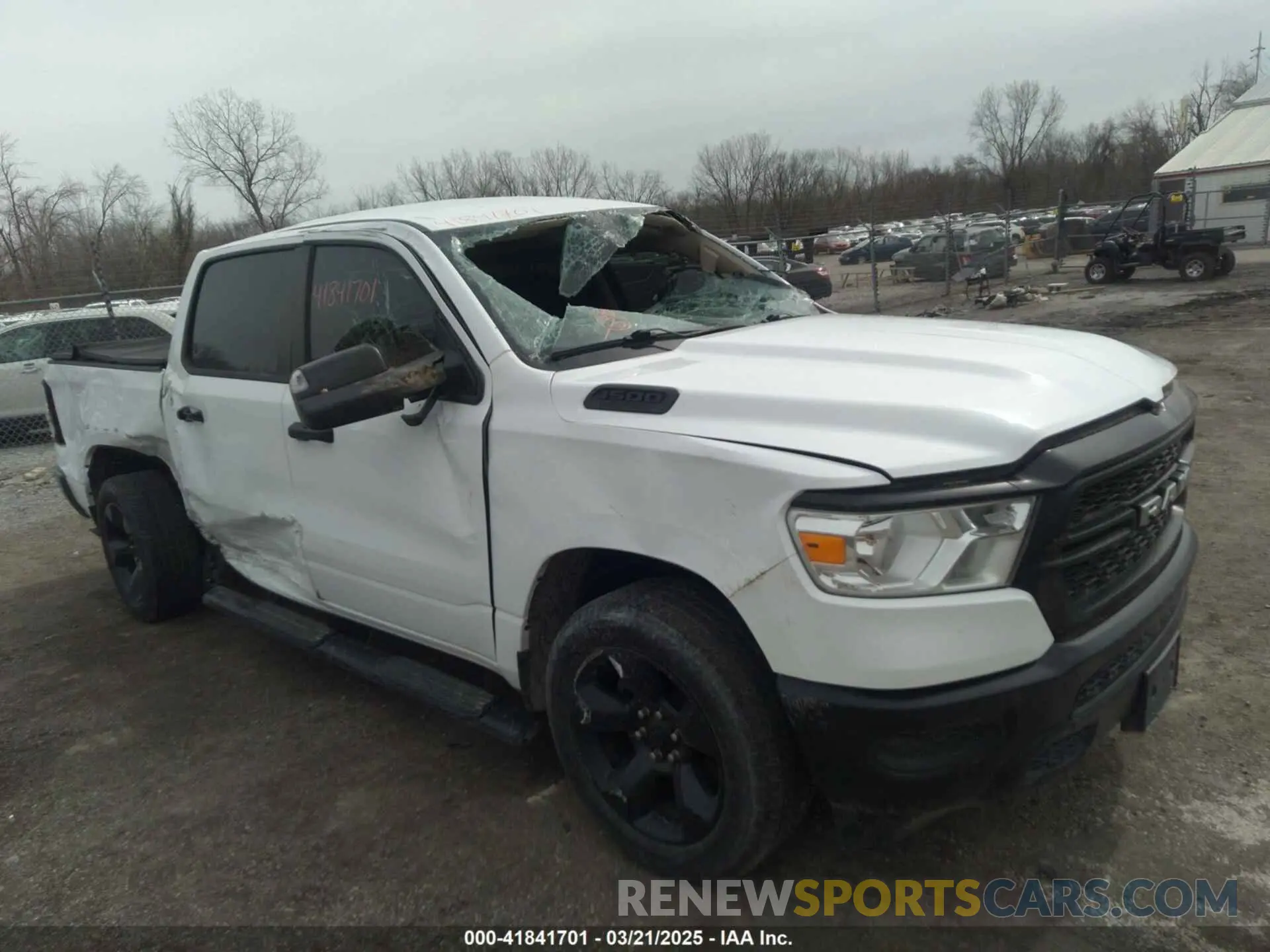 6 Photograph of a damaged car 1C6SRFGT3KN580746 RAM 1500 2019