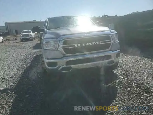 13 Photograph of a damaged car 1C6SRFGT6KN583124 RAM 1500 2019