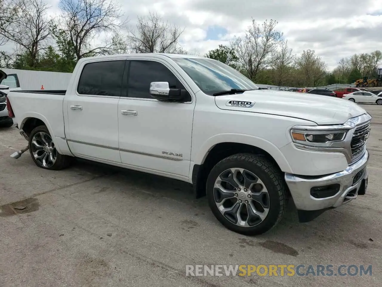 4 Photograph of a damaged car 1C6SRFHT3KN559443 RAM 1500 2019