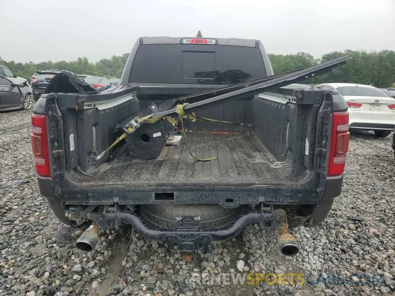 6 Photograph of a damaged car 1C6SRFHT4KN812608 RAM 1500 2019