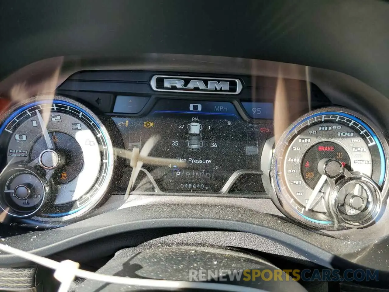 9 Photograph of a damaged car 1C6SRFHT6KN772239 RAM 1500 2019