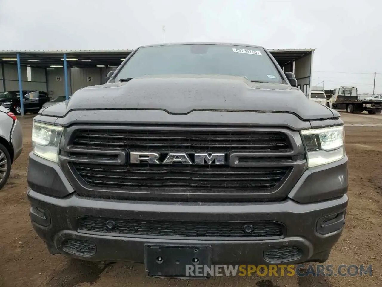 5 Photograph of a damaged car 1C6SRFJT0KN925949 RAM 1500 2019