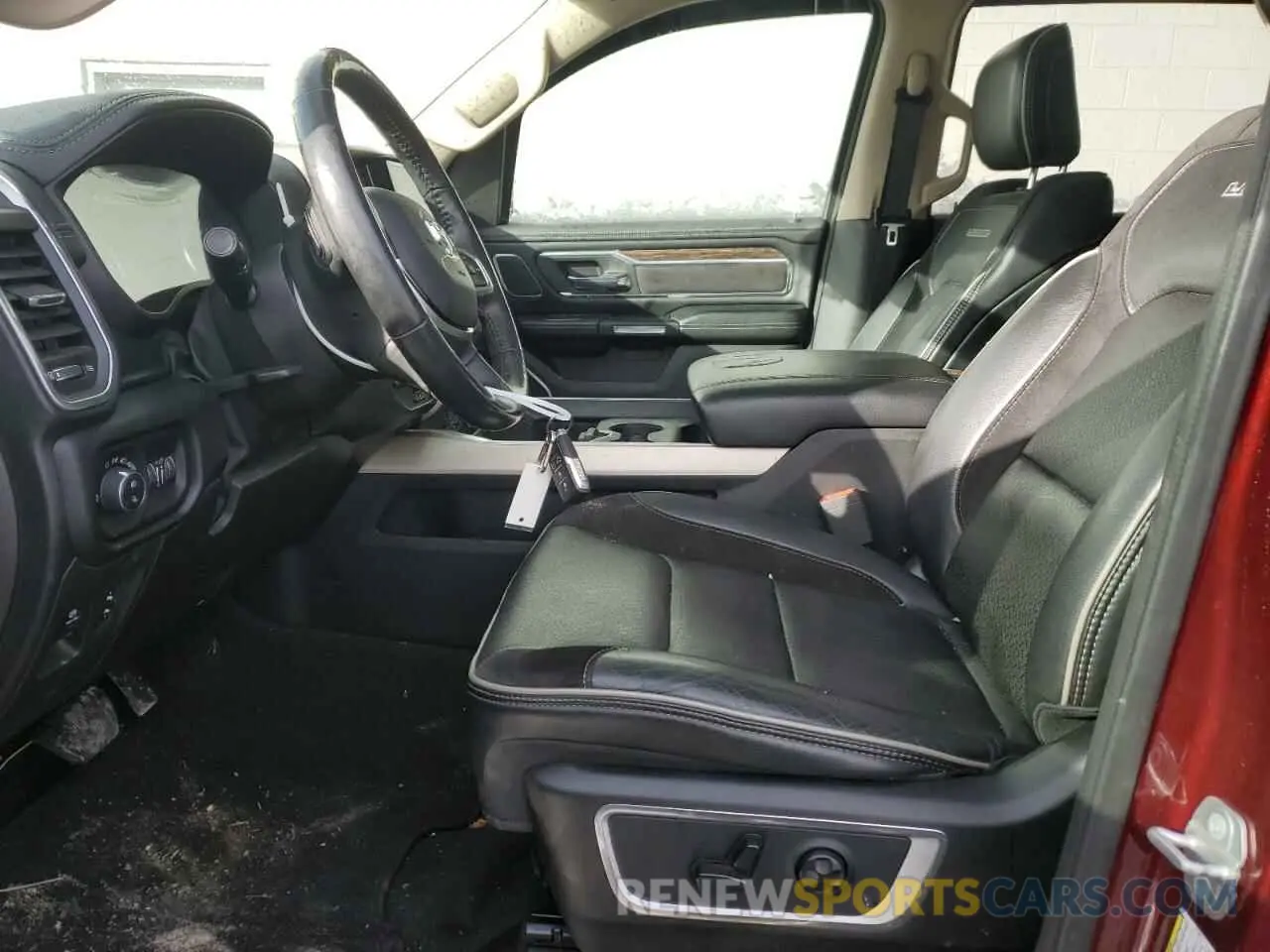 7 Photograph of a damaged car 1C6SRFJT1KN862747 RAM 1500 2019