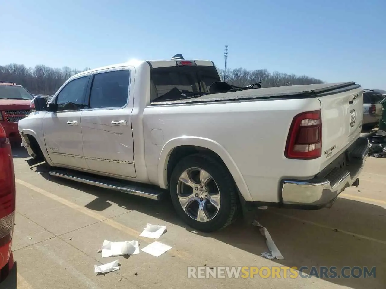 2 Photograph of a damaged car 1C6SRFJT2KN663786 RAM 1500 2019