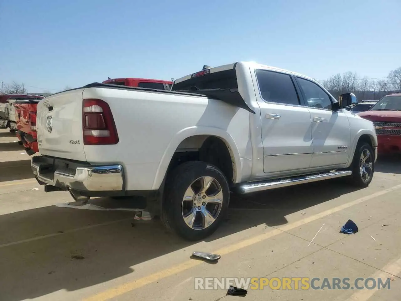 3 Photograph of a damaged car 1C6SRFJT2KN663786 RAM 1500 2019