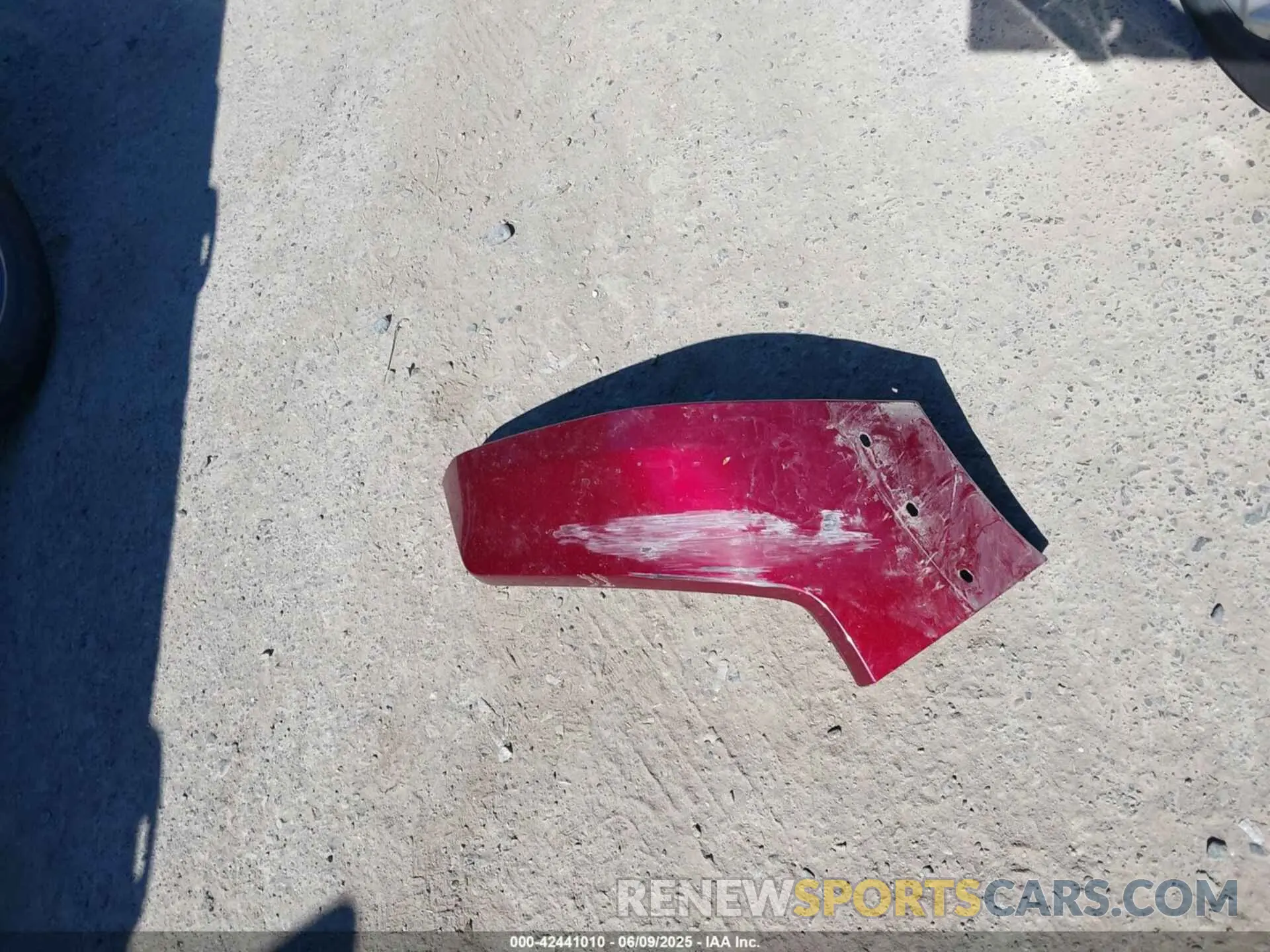 12 Photograph of a damaged car 1C6SRFJT2KN677400 RAM 1500 2019