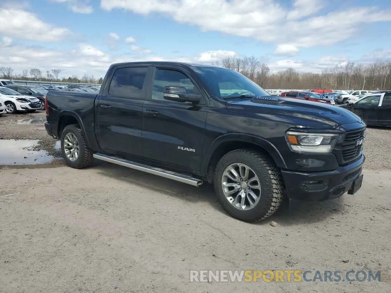 4 Photograph of a damaged car 1C6SRFJT3KN777280 RAM 1500 2019